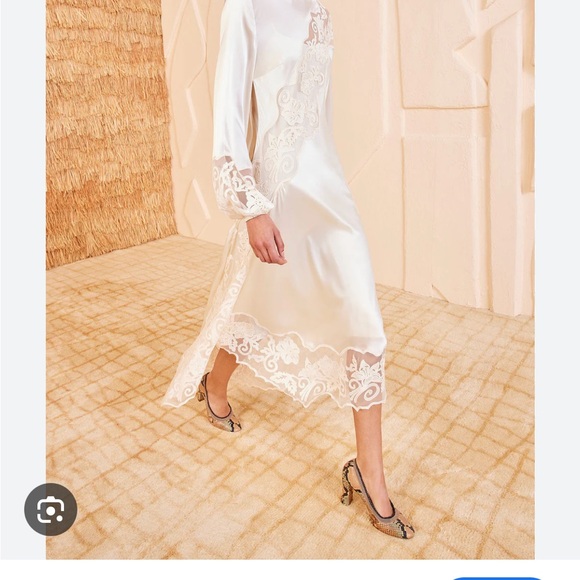 Ulla Johnson Dresses & Skirts - Ulla Johnson Cream Lace Long Sleeve Dress